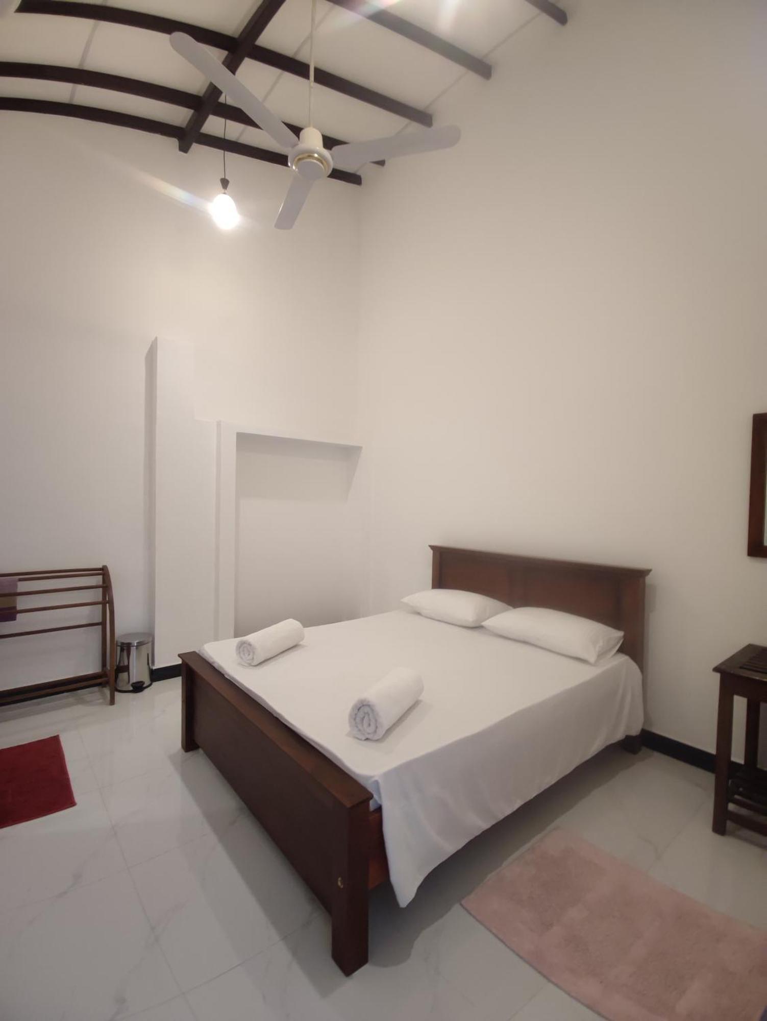 Chandra Holiday Home Dikwella Exterior foto