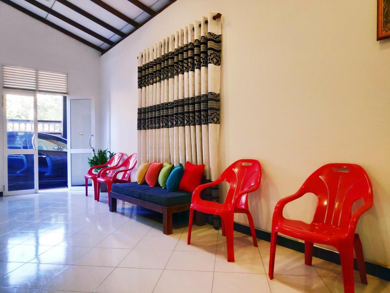 Chandra Holiday Home Dikwella Exterior foto